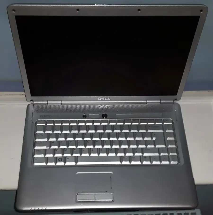 Portátil Dell Inspiron 1525