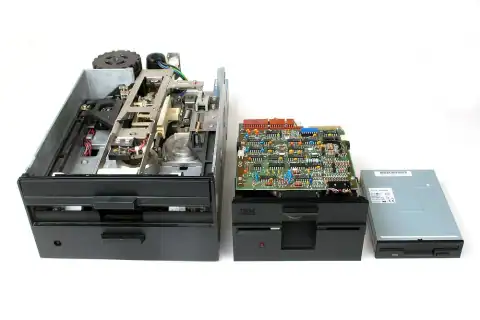 Unidades de disquete de 8, 5,25 e 3,5 polegadas