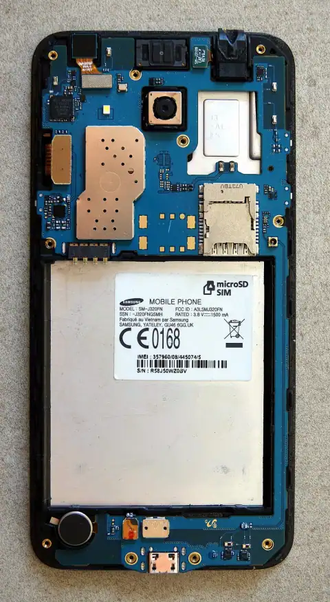 Smartphone Samsung Galaxy J3
